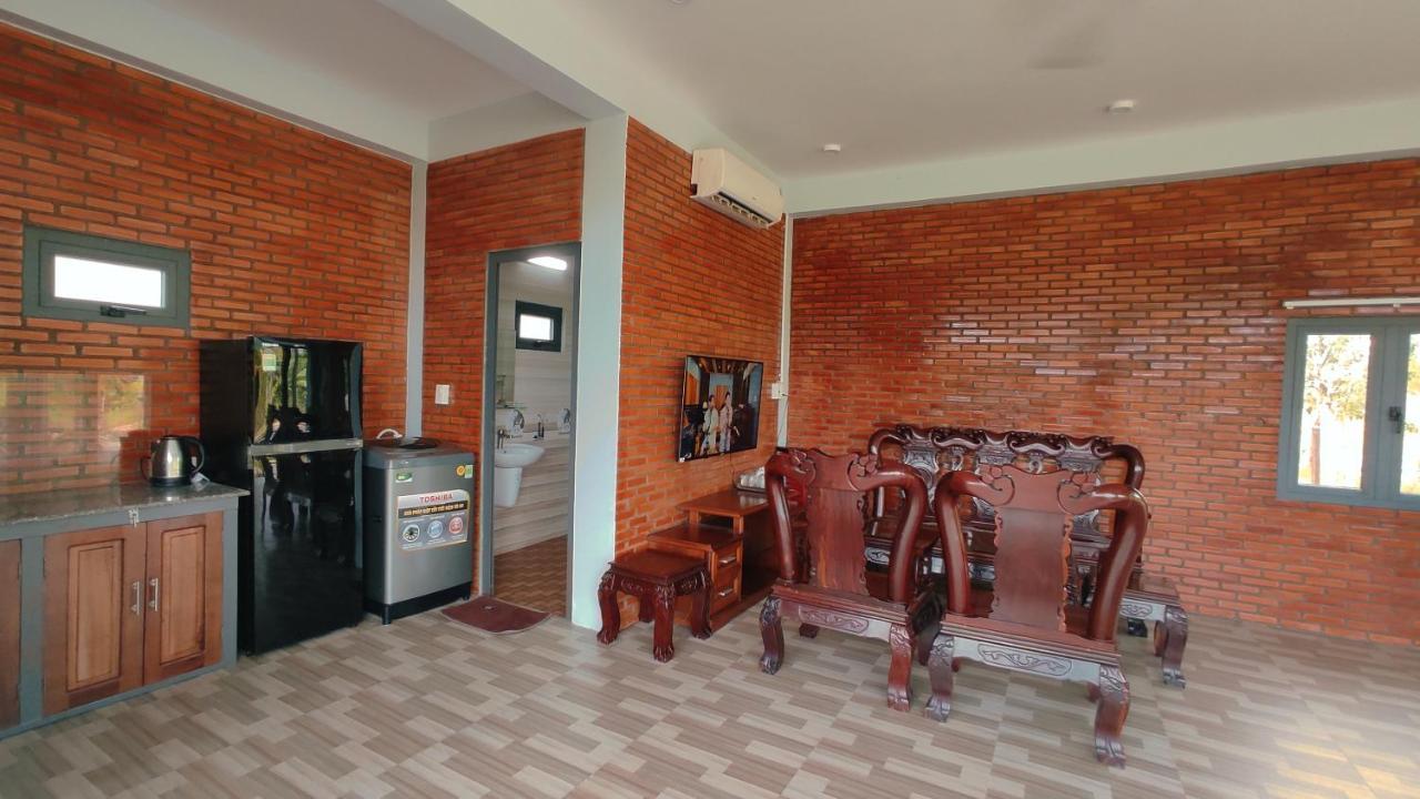 Homestay Dat Viet Cat Tien Exterior photo